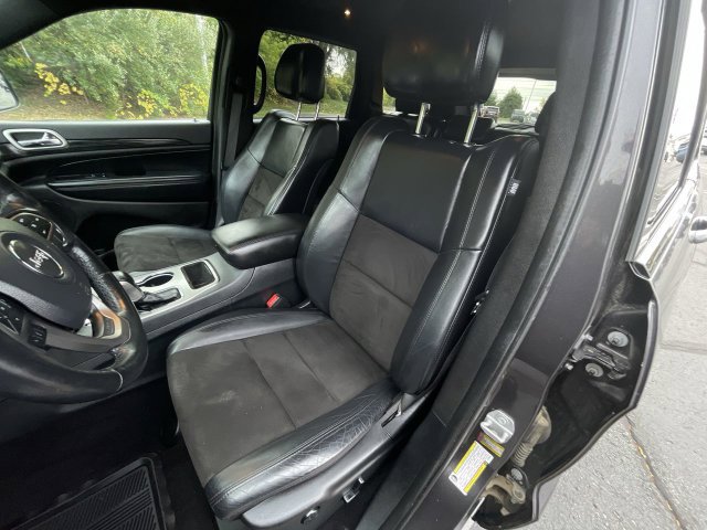 Used 2020 Jeep Grand Cherokee Altitude AWD/4WD image 20