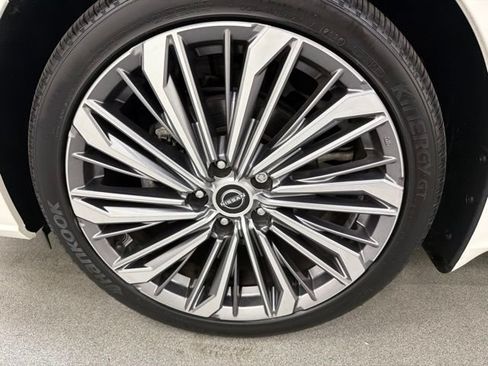Used 2024 Nissan Altima 2.5 SL AWD/4WD image 28