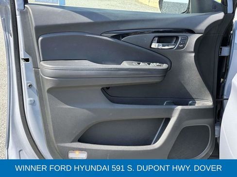 Used 2022 Honda Pilot Touring image 10