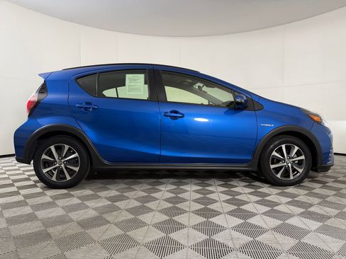 Used 2018 Toyota Prius C Two FWD image 8