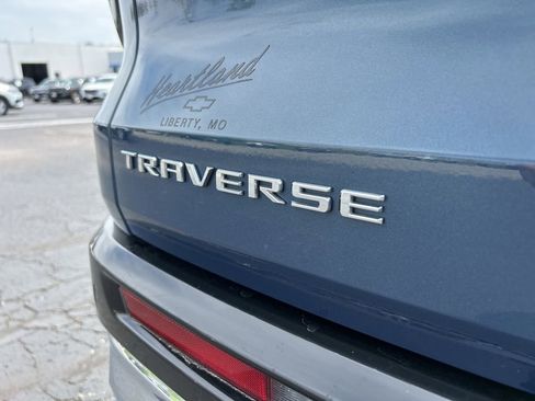 Used 2025 Chevrolet Traverse High Country FWD image 14