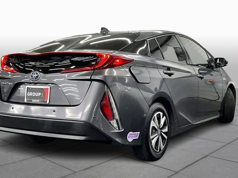Used 2019 Toyota Prius Prime Advanced w/ Carpet Mat Package image 12