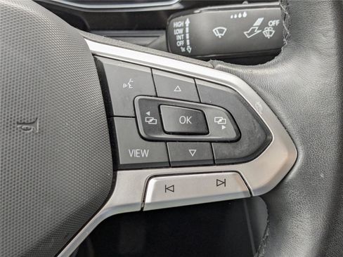 Used 2024 Volkswagen Jetta SE image 25