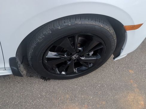 Used 2023 Honda Odyssey Sport image 9