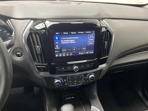 Certified 2023 Chevrolet Traverse LT w/ LT Premium Package image 19