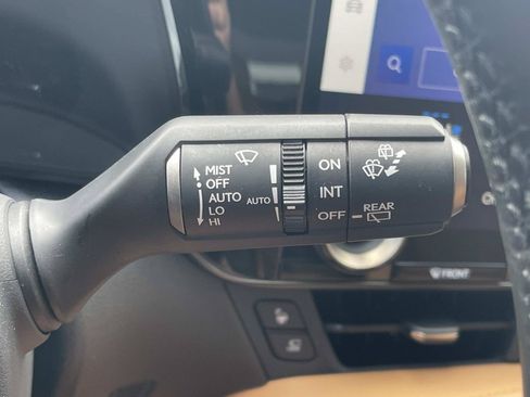 Used 2025 Lexus NX 450h+ AWD w/ Accessory Package (Z2) image 37