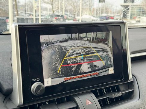 Certified 2025 Toyota RAV4 XLE image 43