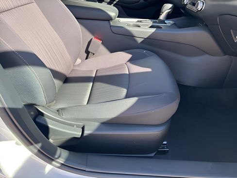 Used 2025 Nissan Altima 2.5 S image 11