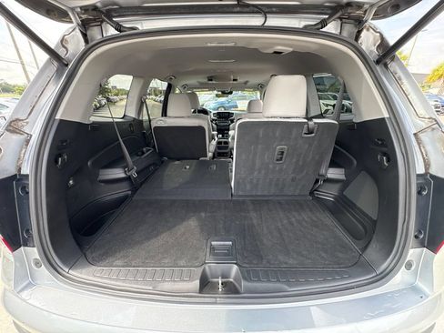 Used 2019 Honda Pilot Touring image 21