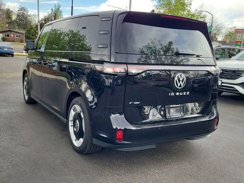 New 2025 Volkswagen ID. Buzz Pro S RWD image 6