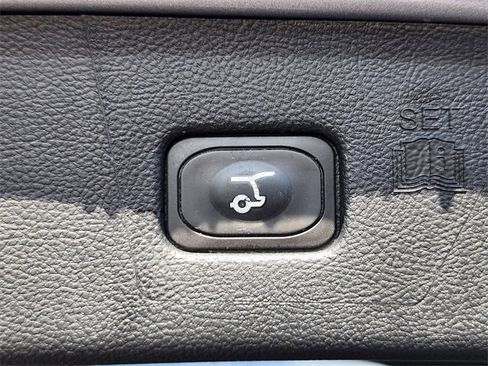 Certified 2023 Ford Edge SEL w/ Convenience Package image 33