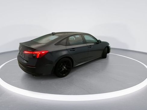 Used 2024 Honda Civic Sport image 6