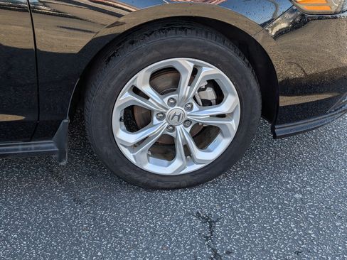 Used 2023 Honda Accord LX image 7