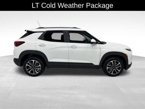 Certified 2026 Chevrolet TrailBlazer LT w/ Convenience Package FWD image 5