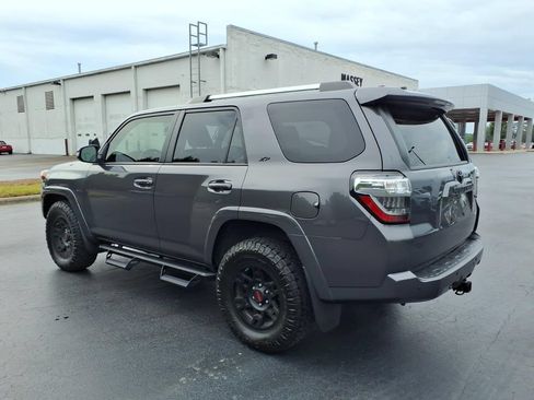 Used 2023 Toyota 4Runner SR5 Premium w/ Moonroof Package RWD image 5