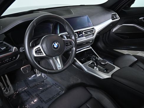 Used 2021 BMW 330i xDrive Sedan w/ M Sport Package image 11