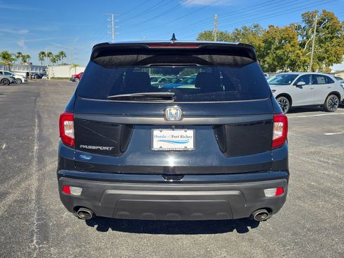 Used 2021 Honda Passport EX-L image 5