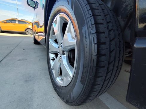 Used 2014 Subaru Forester 2.5i Touring image 11