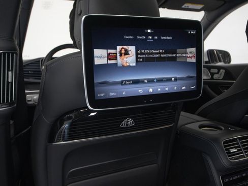 Used 2026 Mercedes-Benz Maybach GLS 600 image 51