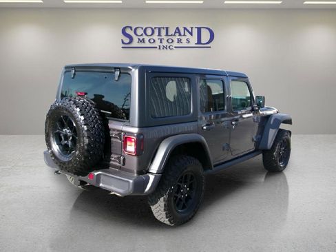Used 2025 Jeep Wrangler Sport S image 6