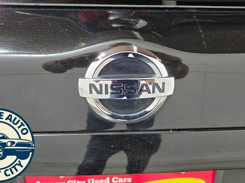 Used 2019 Nissan Pathfinder SL AWD/4WD image 36