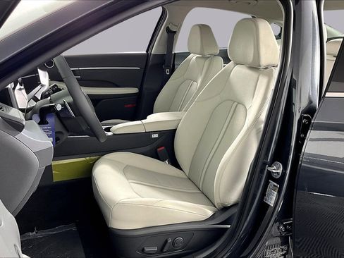 New 2026 Hyundai Sonata SEL FWD image 16