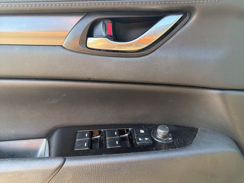 Used 2019 MAZDA CX-5 Touring FWD image 9