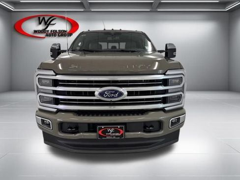 New 2026 Ford F250 Platinum w/ Platinum Plus Package AWD/4WD image 2