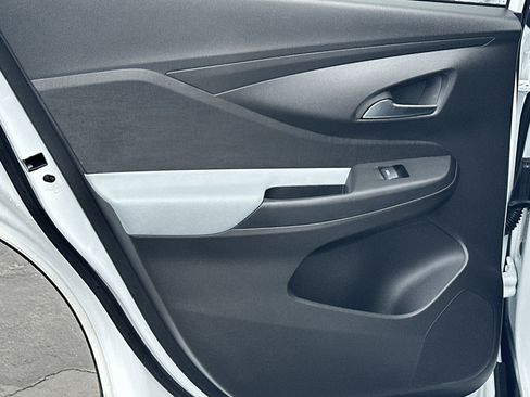 Used 2024 Buick Envista Preferred w/ Convenience I Package image 19