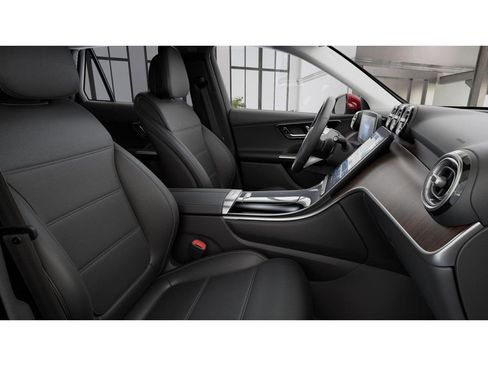 New 2025 Mercedes-Benz GLC 350e GLC 350e image 4