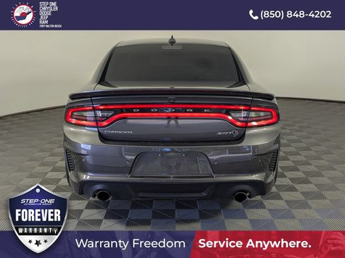 Used 2022 Dodge Charger SRT Hellcat w/ Harman/Kardon Audio Group RWD image 5