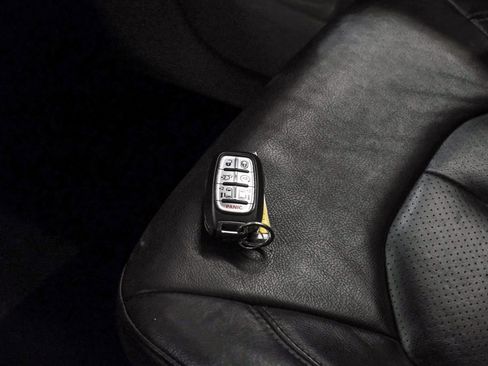 Used 2020 Chrysler Pacifica Touring-L image 59