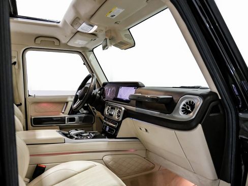 Used 2019 Mercedes-Benz G 550 image 12