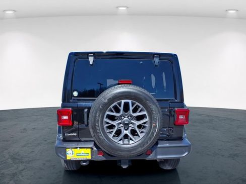 Used 2024 Jeep Wrangler Sahara w/ Technology Group image 8