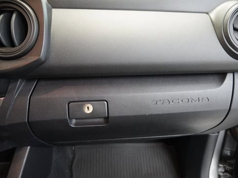 Used 2021 Toyota Tacoma SR image 36