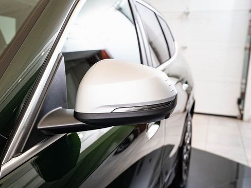 Used 2024 BMW X1 xDrive28i w/ Premium Package image 15