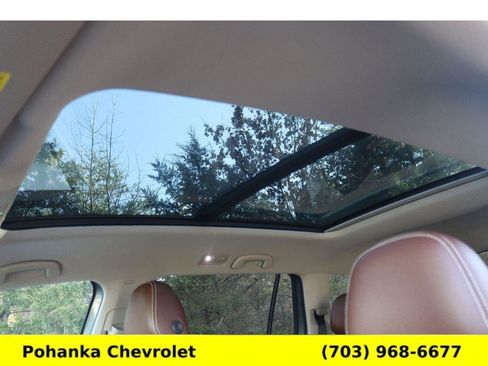 Used 2022 Volkswagen Atlas SEL R-Line image 18