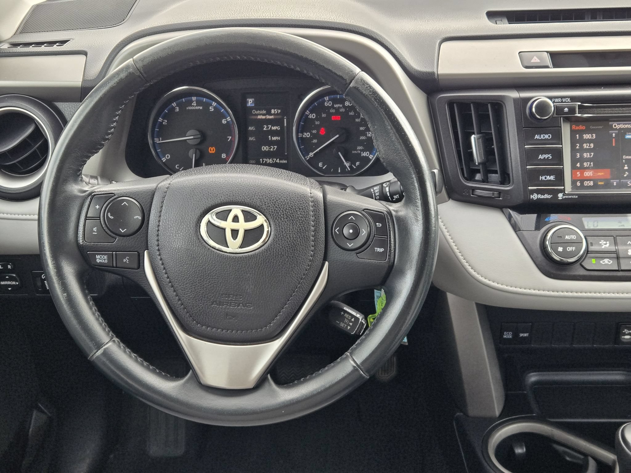 Used 2016 Toyota RAV4 XLE FWD image 28