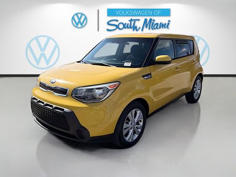 Used 2015 Kia Soul + image 3