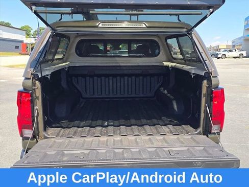 Used 2024 Chevrolet Colorado Trail Boss w/ Advanced Trailering Package AWD/4WD image 28