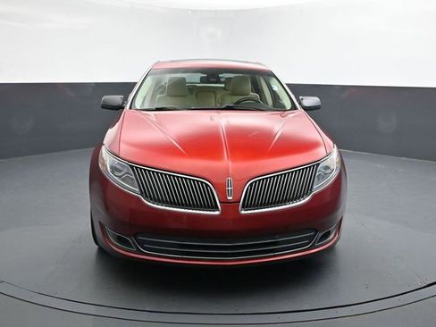 Used 2013 Lincoln MKS FWD image 2