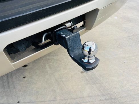 Used 2016 Chevrolet Suburban LT image 40