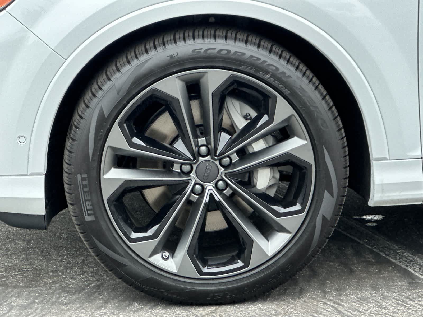 New 2026 Audi Q7 3.0T Premium Plus AWD/4WD image 28