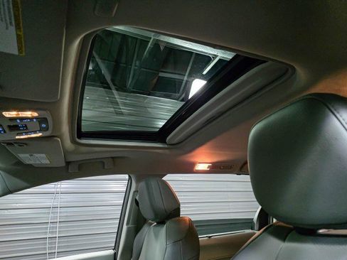 Used 2024 Toyota Sienna XLE w/ XLE Plus Package AWD/4WD image 14