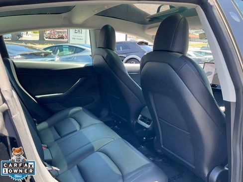 Used 2021 Tesla Model 3 Long Range AWD/4WD image 54