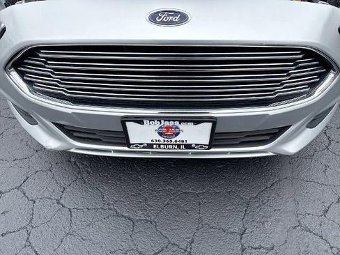 Used 2014 Ford Fusion SE w/ Equipment Group 202A image 30