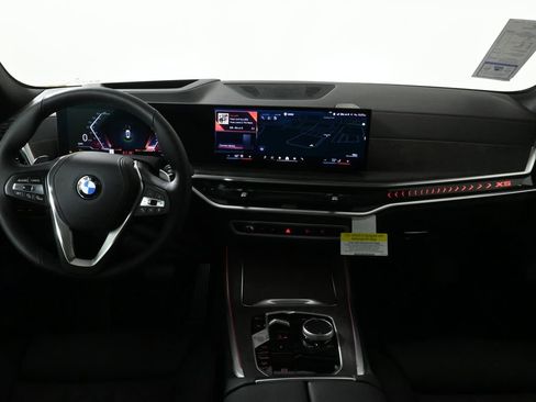 Used 2026 BMW X5 xDrive40i w/ Premium Package image 17