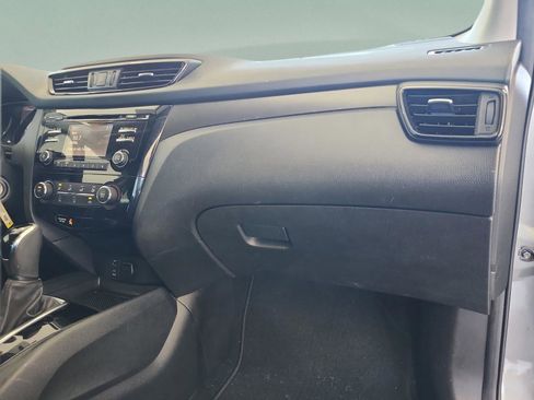 Used 2018 Nissan Rogue Sport S w/ S Appearance Package FWD image 20