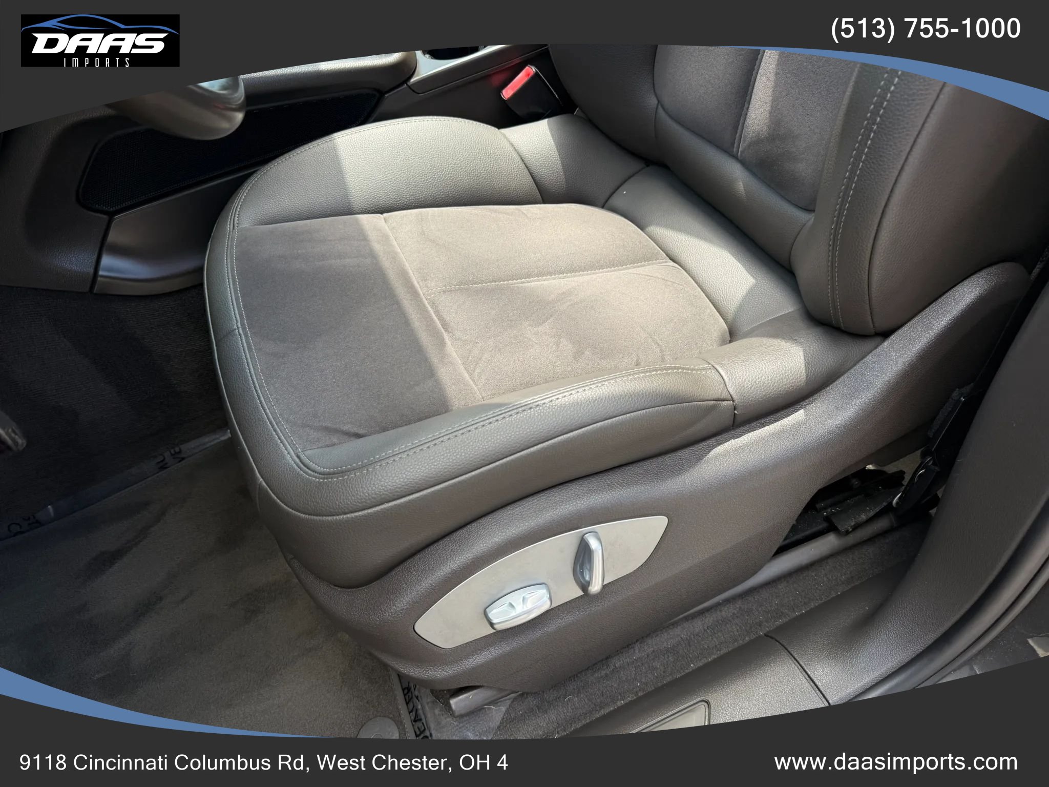 Used 2018 Porsche Macan AWD/4WD image 12