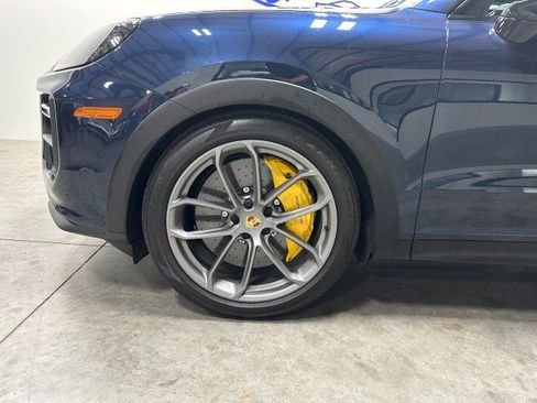 Used 2024 Porsche Cayenne Turbo GT image 21